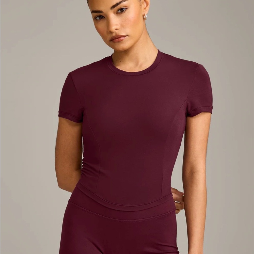 *NWT* Oner Active Mellow Motion Crew Neck Mid Top